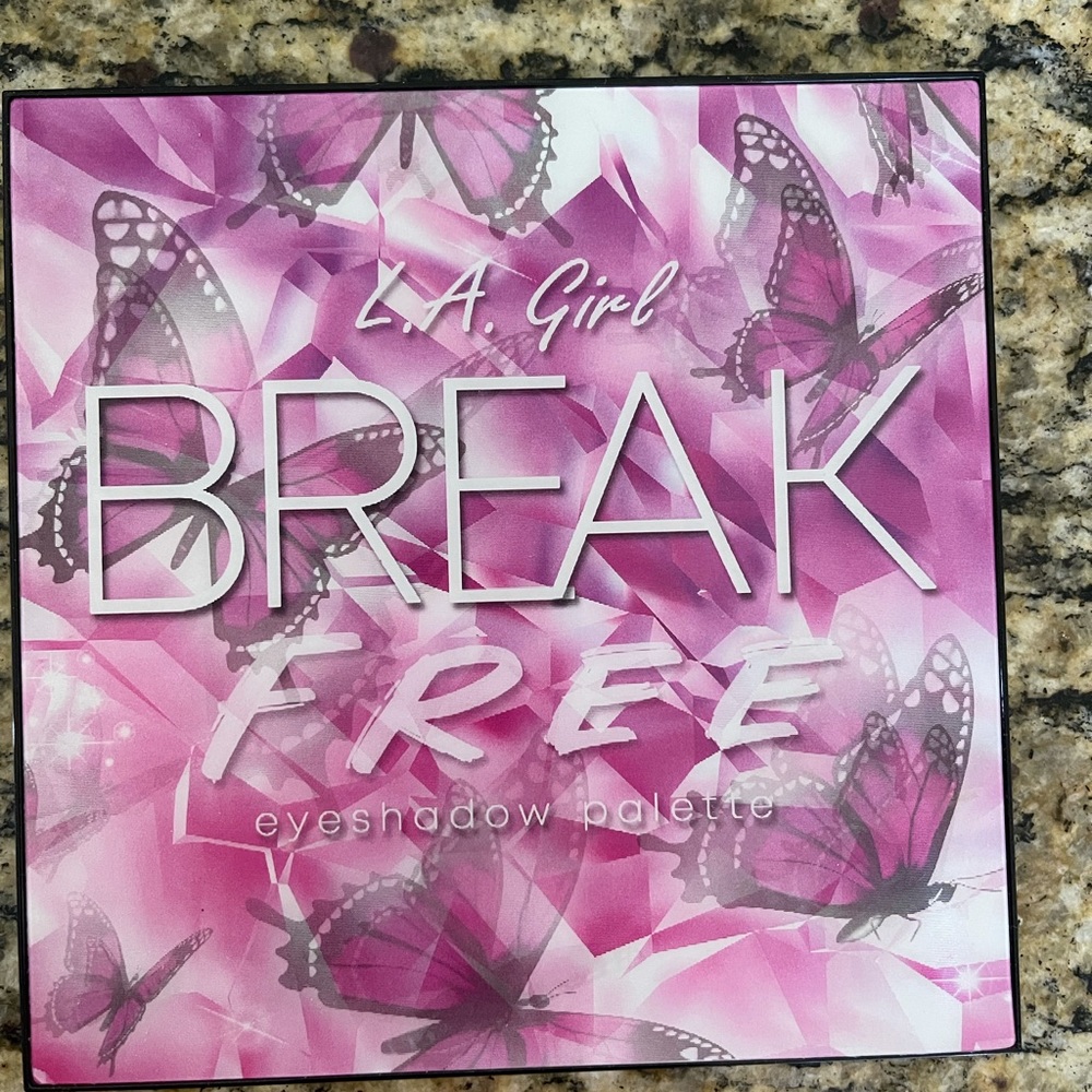 L.A. Girl Break Free
